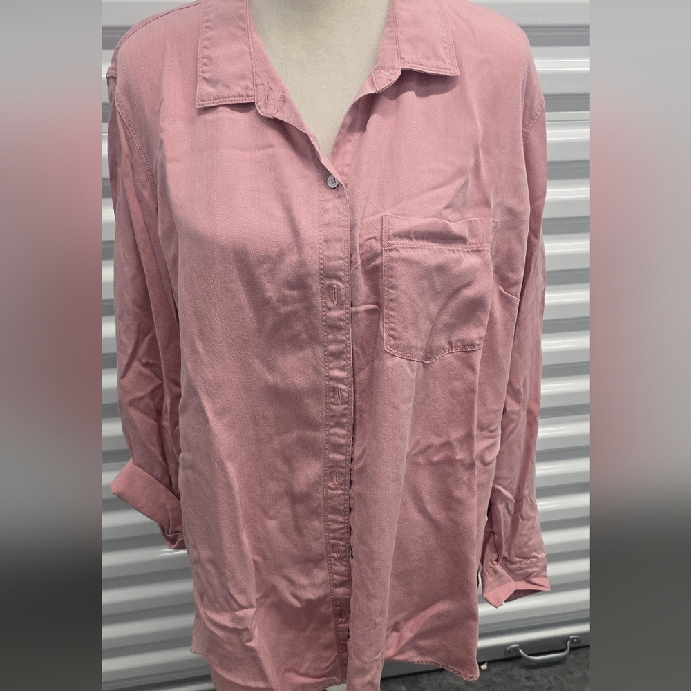 Old Navy Women's Rose Button-Down Shirt